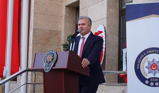 Milletvekili Mustafa Canbey'in adını kullanarak dolandırıcılık yapan 2 kişi tutuklandı