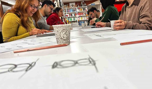 Muğla'da gençler sanat atölyelerinde yeteneklerini keşfediyor