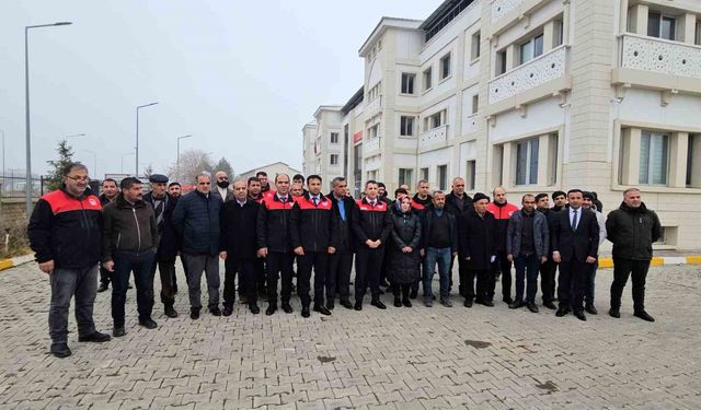 Muş'ta 100 üreticiye 1000 arı kovanı dağıtıldı