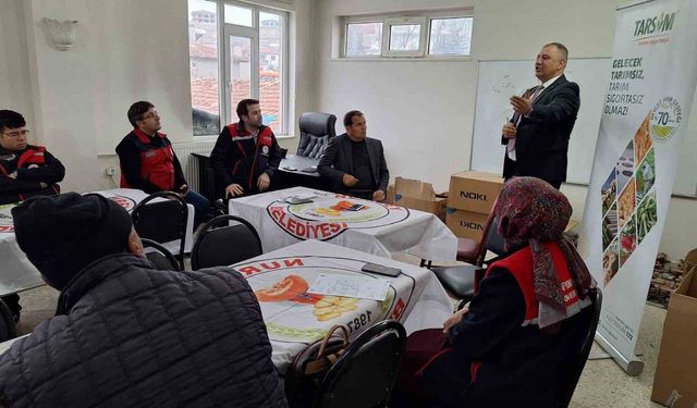 Nuribey'de çiftçilere yönelik bilgilendirme toplantısı