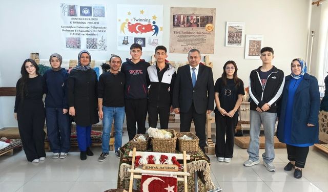 Öğrenciler ilçenin geleneğini okulda yaşatıyor