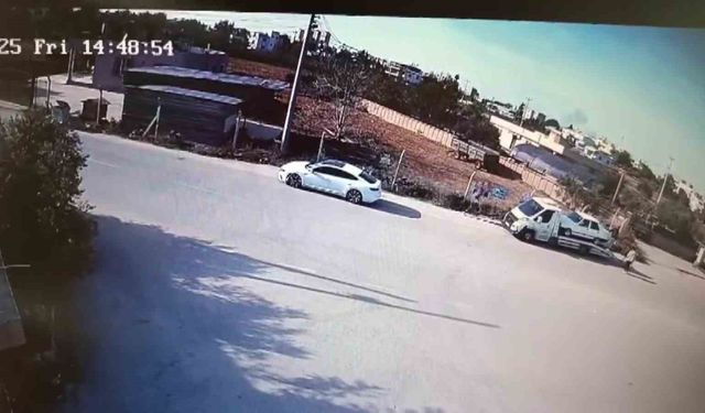 Otomobille geldi çekiciden telefon çaldı: 120 suç kayıtlı hırsızın o anları kamerada