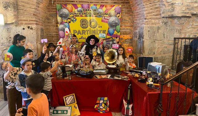 Özel çocuk annesi öğretmenden özel öğrencilerine büyük jest