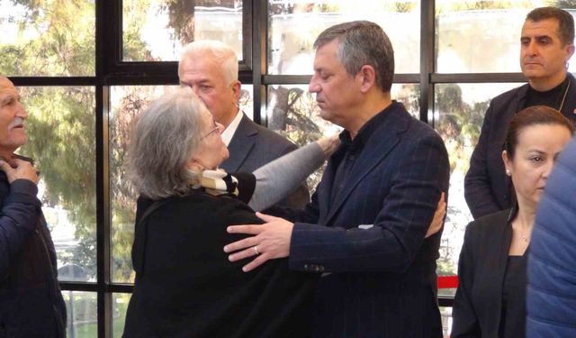 Özgür Özel, Gülşah Durbay'ın 3. gün taziyesine katıldı