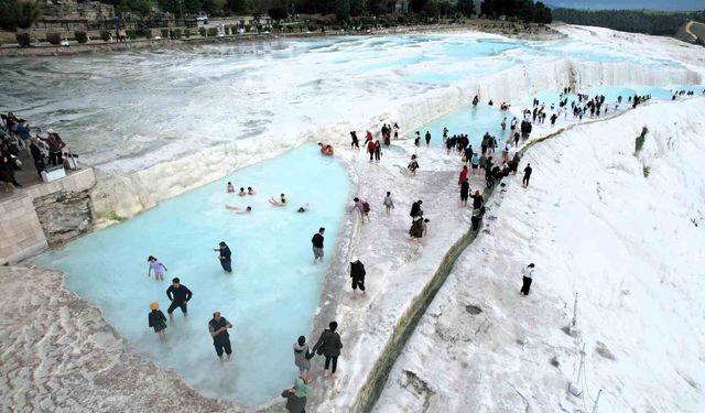 Pamukkale 2026'yı dolu dolu karşılıyor
