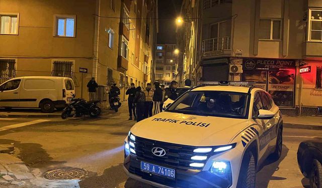 Plakası kapalı gezen motosikletin ehliyetsiz sürücüsü bekçilere yakalandı