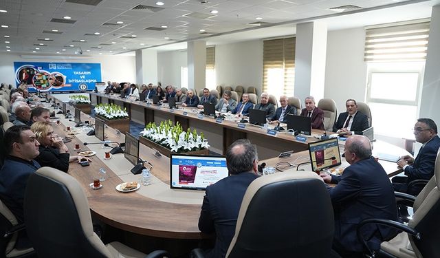 Rektör Prof. Dr. Ahmet Demir senato üyeleriyle bir araya geldi