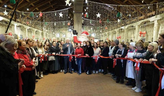 Rengarenk el emeği ürünlerle yeni yıl coşkusu başladı