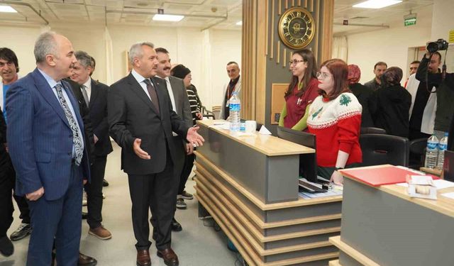 Rize protokolünden yeni yıla çalışarak girenlere ziyaret