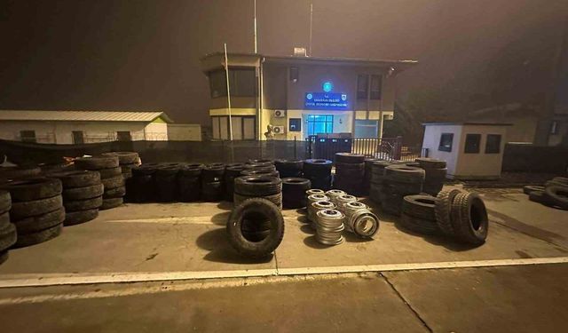 Şanlıurfa'da 2 milyonluk kaçak lastik operasyonu: 2 gözaltı