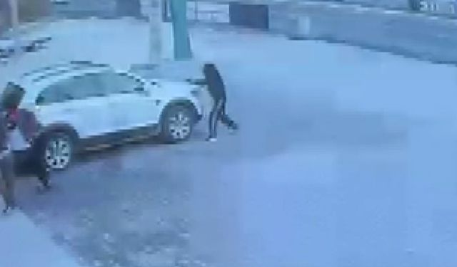 Şanlıurfa'da aynı gün iki iş yerine silahlı saldırı kamerada