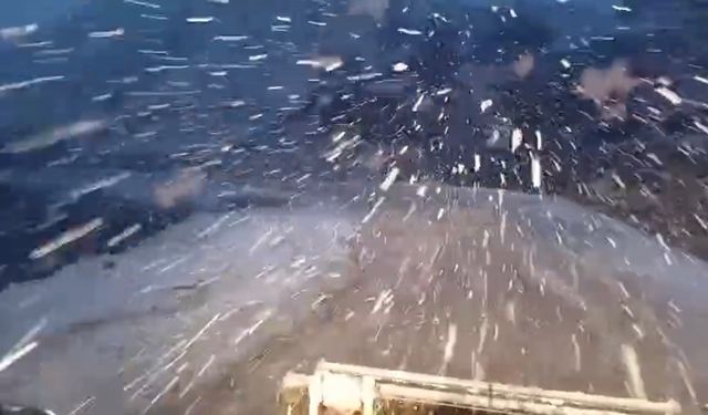 Siirt'te kar yağışı etkili oldu, ekipler yol açma çalışmalarına başladı