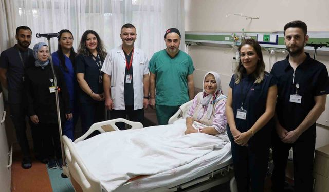 Sivas Devlet Hastanesi doktorlarından büyük başarı