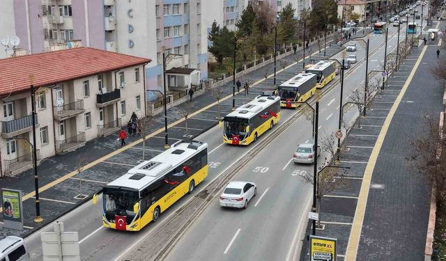 Sivas'ın ulaşım altyapısını güçlendirecek 2 otobüs daha hizmete sunuldu