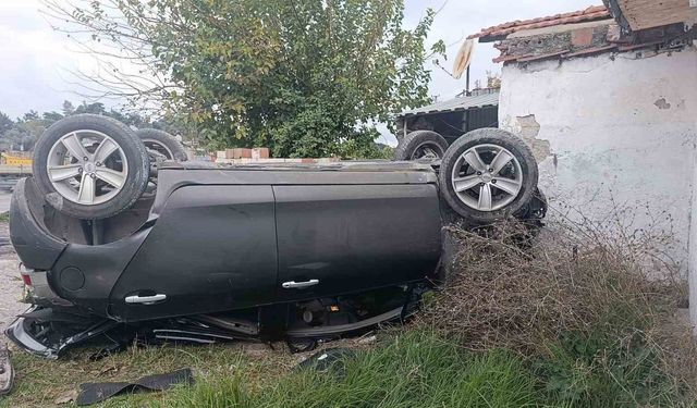 Söke'de otomobil takla attı: 1 yaralı