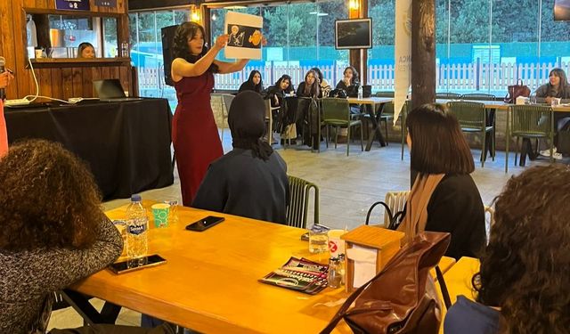 SUBÜ'de üniversiteli genç kadınlar bir araya geldi