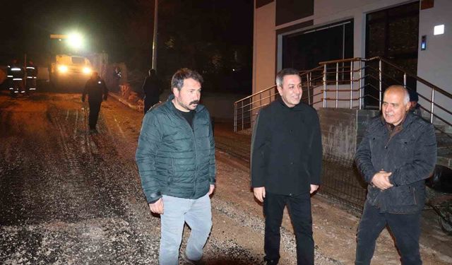 Sungurlu'da sıcak asfalt mesaisi gece-gündüz devam ediyor