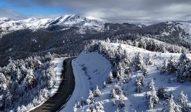 Sürücülerin korkulu rüyası Tersun Dağı'nda kartpostallık görüntüler