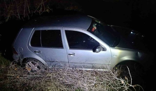 Susurluk'ta otomobil şarampole uçtu: 1 yaralı