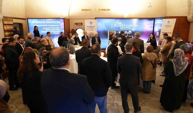Tahtalı Hamam Müzesi'nde 'Bir Kent, Bir Tarih, Bir Kadraj' fotoğraf sergisi açıldı