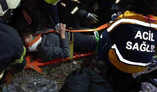 Takla atan otomobil hurdaya döndü: Aynı aileden 3 kişi yaralandı