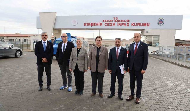 TBMM İnsan Haklarını İnceleme Komisyonu Başkanı Yanık: 'Cezaevlerinde insan onuruna aykırı bir durum olup olmadığını tespit etmek için titiz bir çalışma yürütüyoruz'