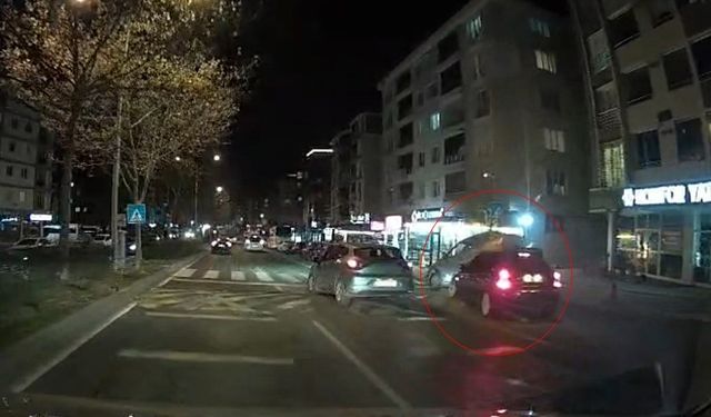 Tekirdağ'da kaza anı araç kamerasında: Park halindeki otomobili biçti