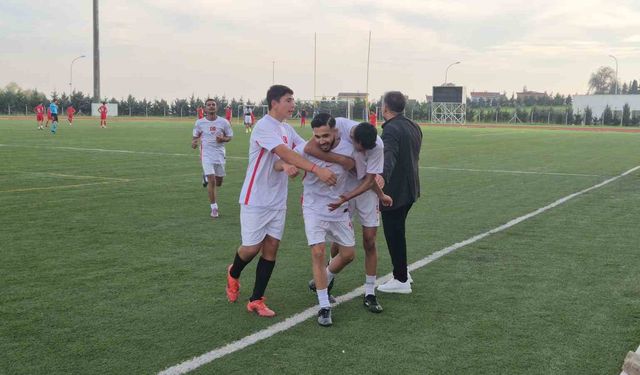 Tekirdağ'da Roman gençler dostluk maçında buluştu