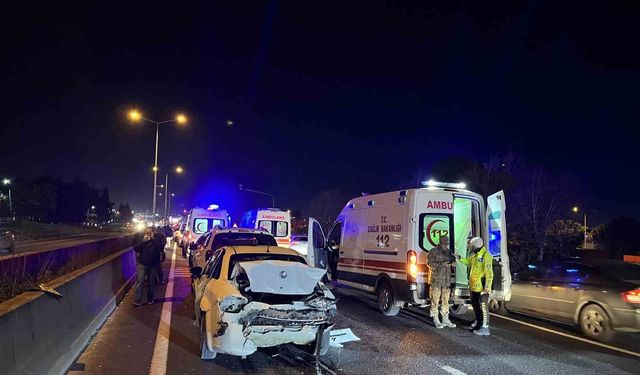 Tekirdağ'da zincirleme kaza: 2'si asker 5 yaralı