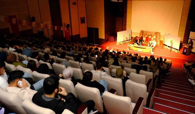 TOGÜ öğrencileri toplumsal rolleri sahneye taşındı