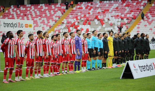 Trendyol 1. Lig: Özbelsan Sivasspor: 1 - Çorum FK: 1