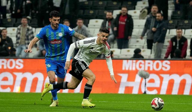 Trendyol Süper Lig: Beşiktaş: 0 - Çaykur Rizespor: 0 (Maç devam ediyor)