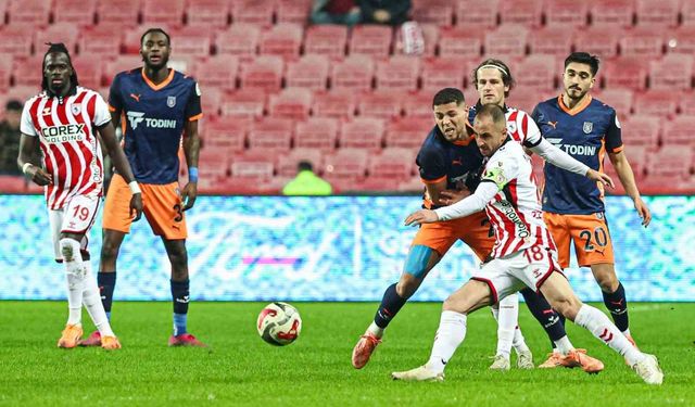 Trendyol Süper Lig: Samsunspor: 0 - RAMS Başakşehir: 2 (Maç sonucu)