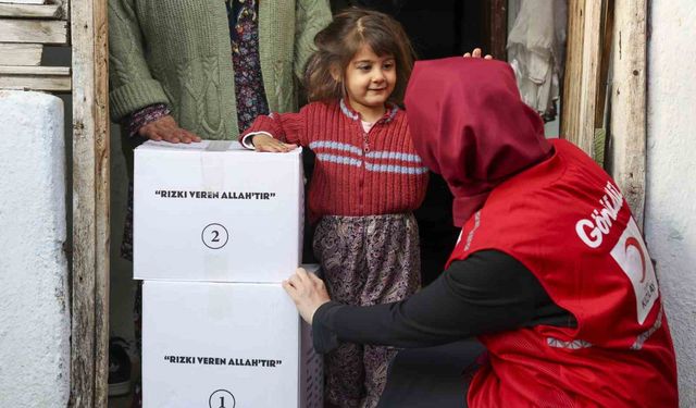 Türk Kızılay'dan 450 bin gönüllüsüne iyilik teşekkürü