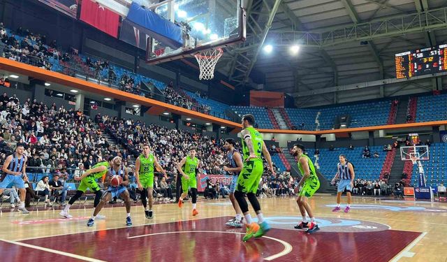 Türkiye Sigorta Basketbol Ligi: Trabzonspor: 92 - Tofaş: 87