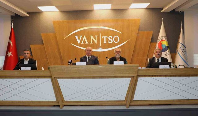 Türkiye'de barışın toplumsal, siyasal ve ekonomik boyutları masaya yatırıldı