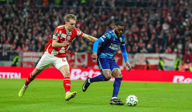 UEFA Konferans Ligi: Mainz 05: 1 - Samsunspor: 0 (İlk yarı)