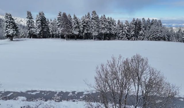 Uludağ'da kar kalınlığı 6 santimetreye geriledi