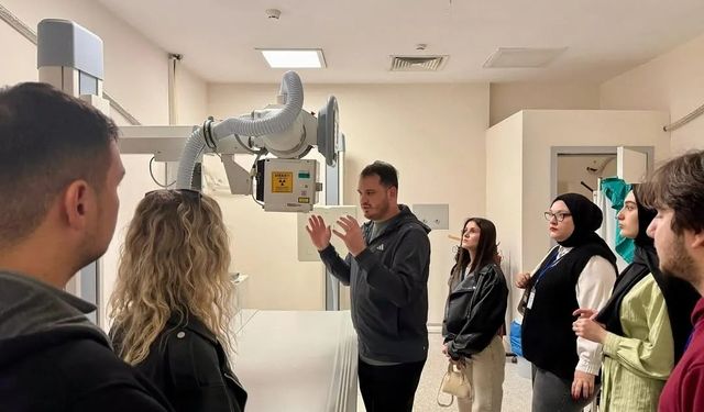 Üniversite öğrencileri sağlık teknolojilerini yakından tanıdı