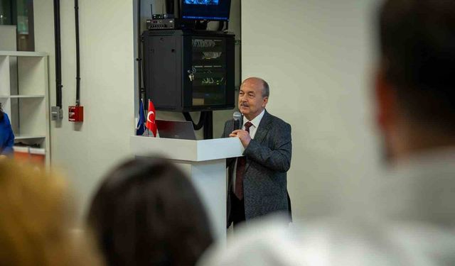 Uşak Üniversitesi Rektörlüğüne Prof. Dr. Ahmet Demir atandı