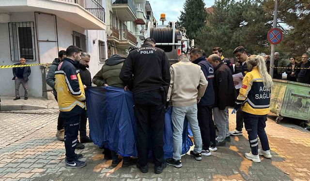 Uşak'ta kanalizasyonda bulunan ceninin kime ait olduğunu polis çözdü