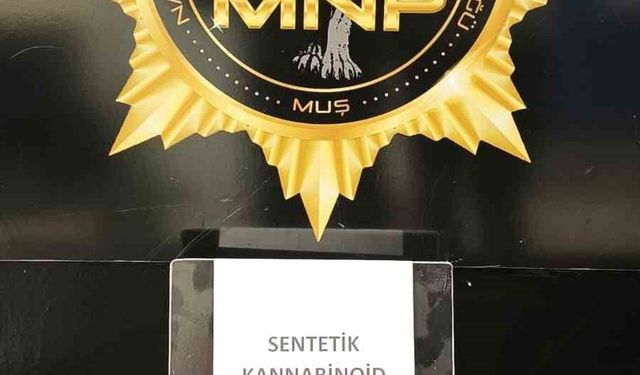 Uygulama noktasında uyuşturucu darbesi: 30 milyon TL'lik uyuşturucuyla yakalandı