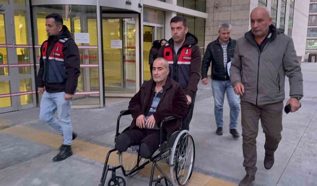 Uyuşturucu ticaretinden 11 yıl ceza yedi, ayakları olmayan hükümlü tekerlekli sandalyeyle cezaevine götürüldü