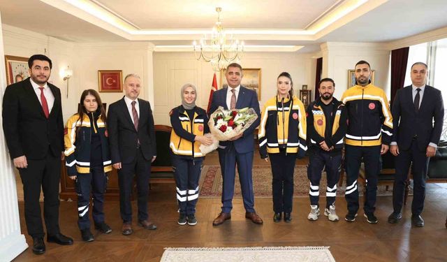 Vali Aslan acil sağlık çalışanları ağırladı