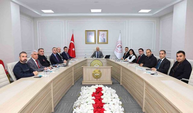 Vali yardımcılarıyla değerlendirme toplantısı yapıldı