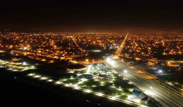 Van'da gece ve gündüz birbirinden ayrı güzel