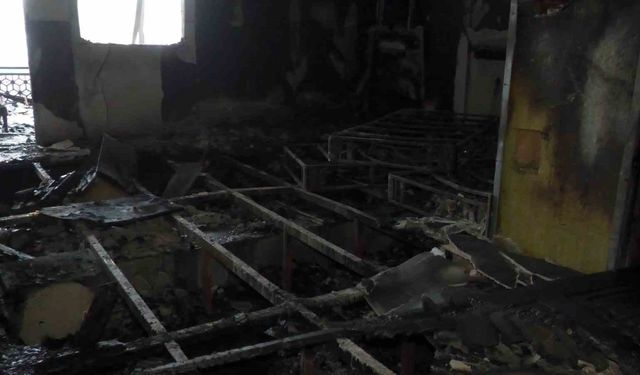 Van'da otel restoranındaki yangının boyutu gün ağarınca ortaya çıktı