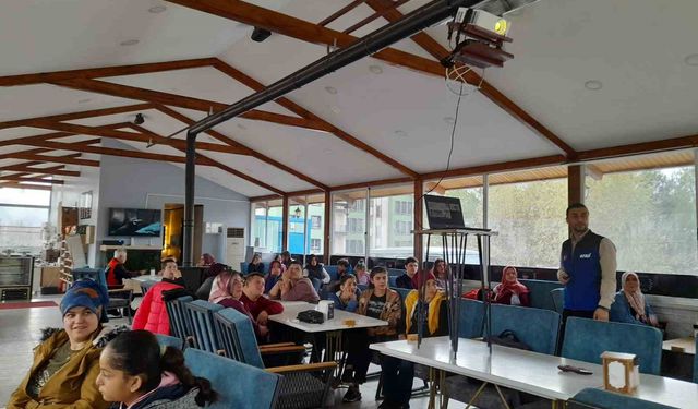 Vatandaşlara afet farkındalık eğitimi verildi