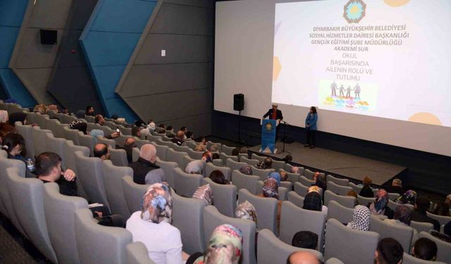 Velilere yönelik eğitim semineri düzenlendi