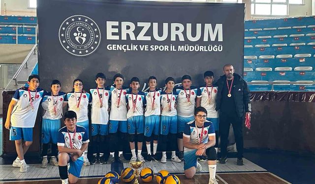 Voleybolda Erzurum Şampiyonu Oltu Cumhuriyet Ortaokulu
